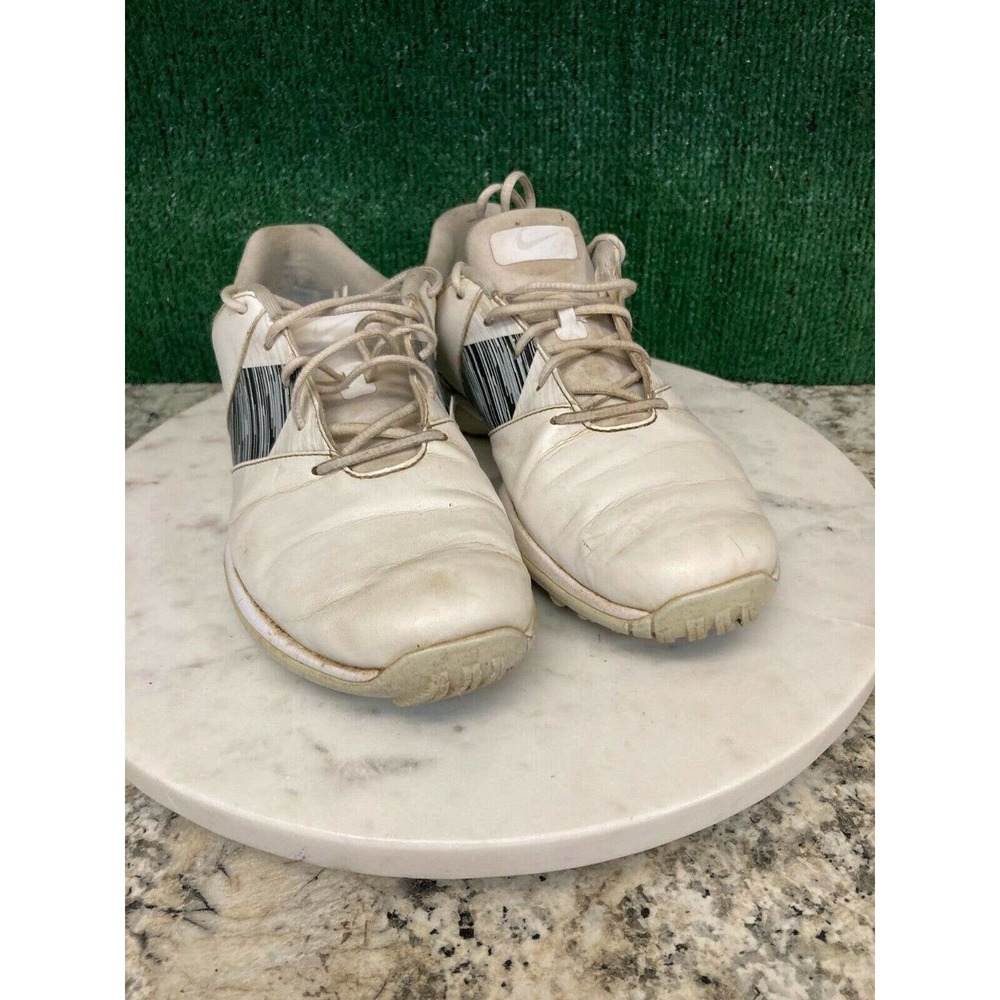 Nike Women's Delight V Lady Water Resistant Golf Shoes 651997-100 White Size 7.5